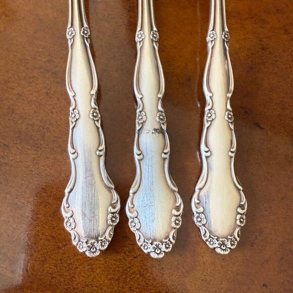 Vintage Set Of 3 Oneida Flirtation Silverplate Forks 1881 Rogers Flatware 7-1/4" - Picture 3 of 9
